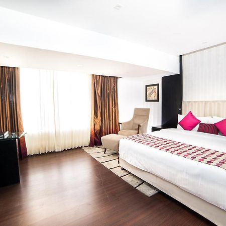 Clarion Hotel President Chennai Exteriör bild