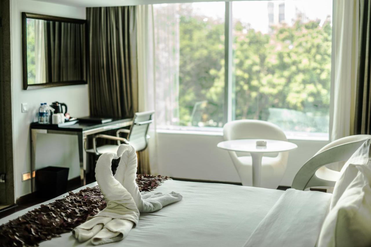 Clarion Hotel President Chennai Exteriör bild