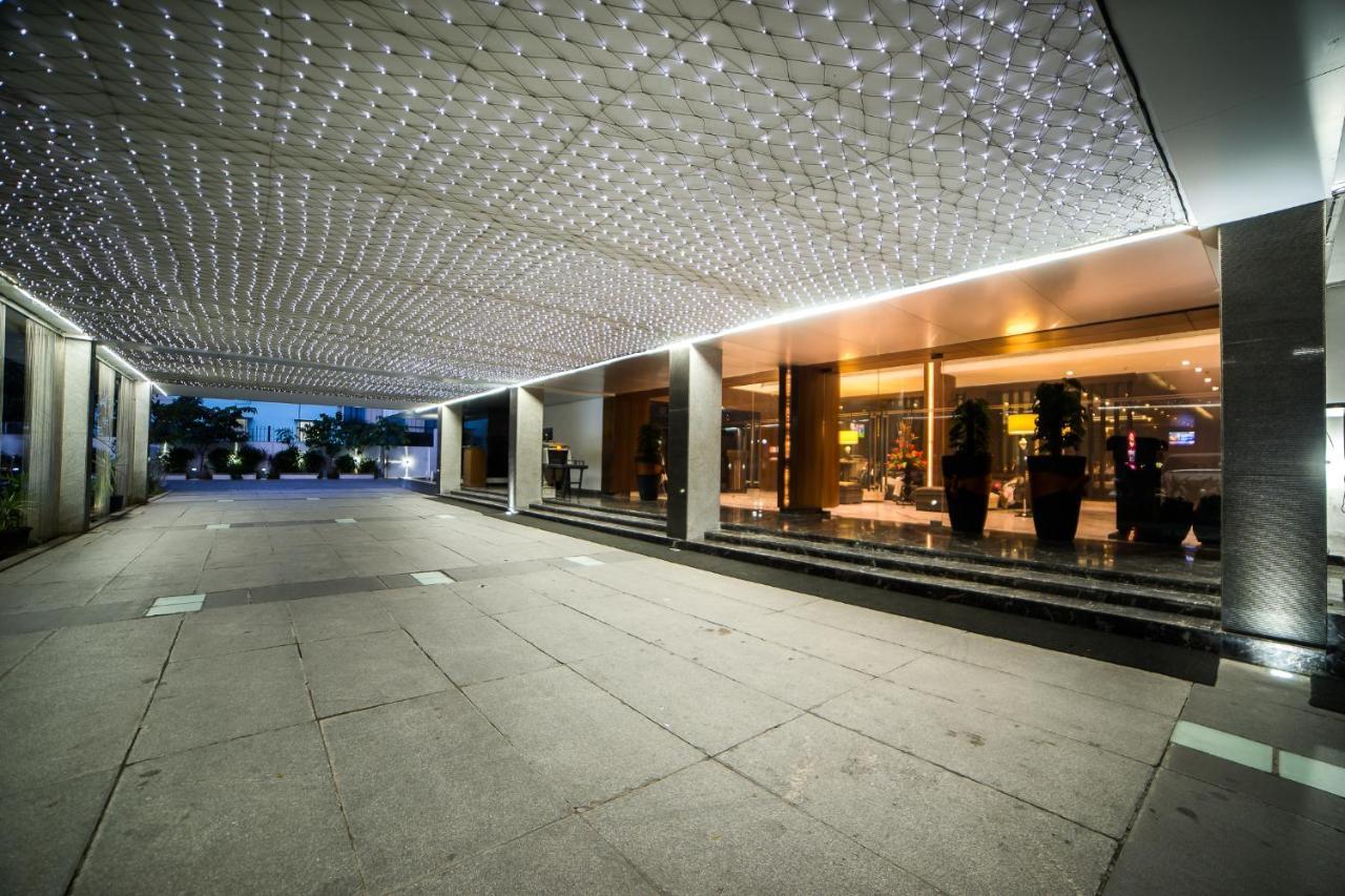 Clarion Hotel President Chennai Exteriör bild