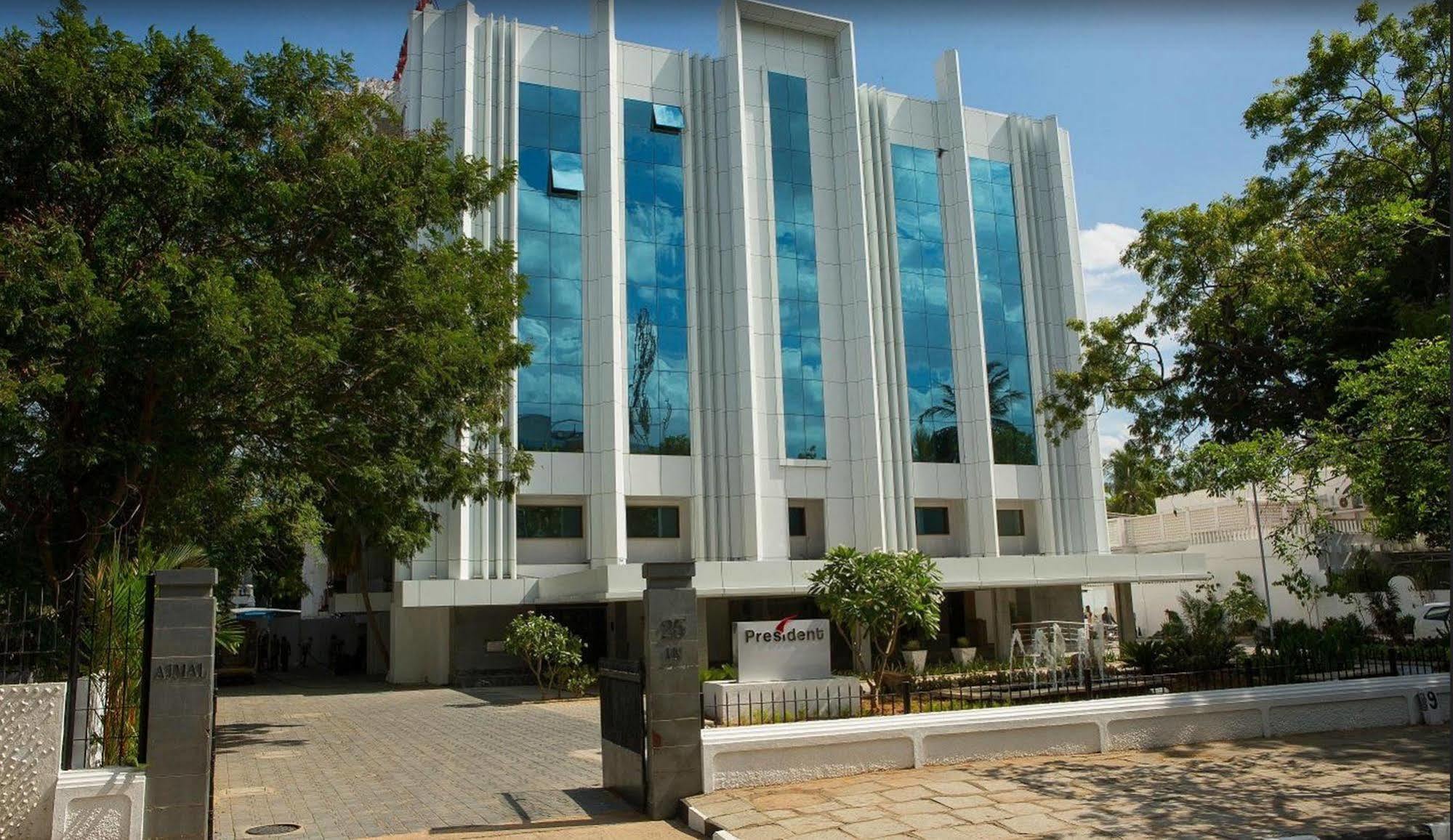 Clarion Hotel President Chennai Exteriör bild